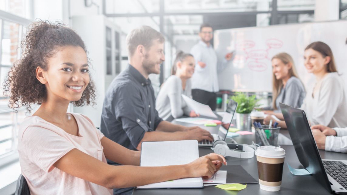 Contactez l'IGEFI Lyon pour recruter vos futurs alternants !