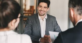 Emploi des cadres : les difficultés de recrutement devraient se confirmer au 3e trimestre