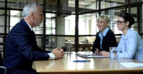 Accès à l’emploi des seniors : quels freins et quelles solutions ?