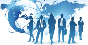 Pénurie de talents dans la tech : pourquoi les entreprises françaises ne recrutent-elles pas plus à l’international ?