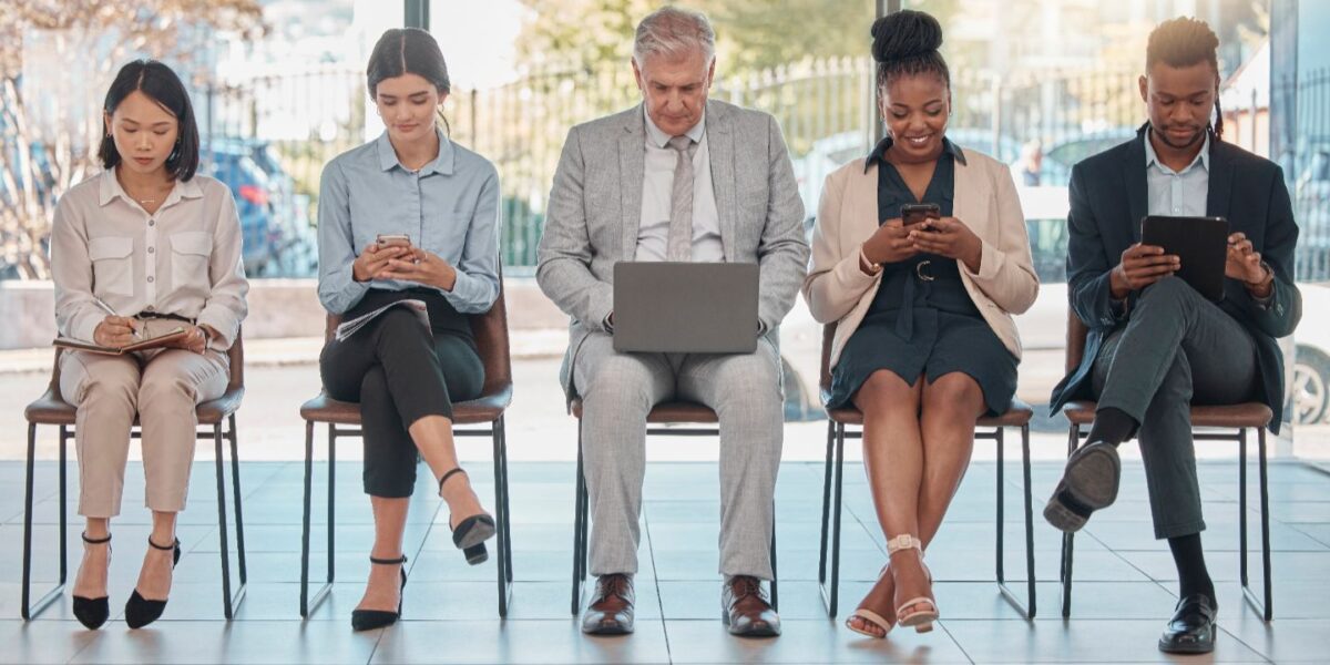 L'employabilité suppose d'adapter ses compétences en continu tout au long de sa vie professionnelle.