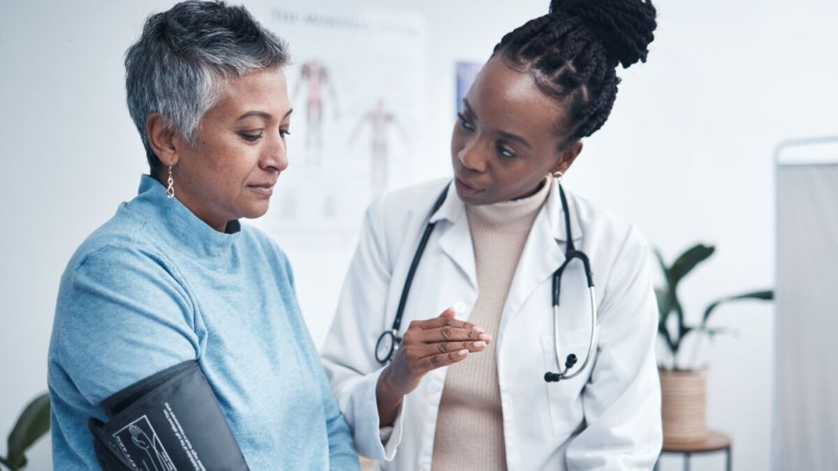 La revalorisation des rémunérations des professionnels de santé explique en partie la hausse des cotisations pour les mutuelles de santé.