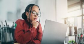 De la mise en ligne au retrait : les meilleures pratiques pour gérer vos offres d’emploi
