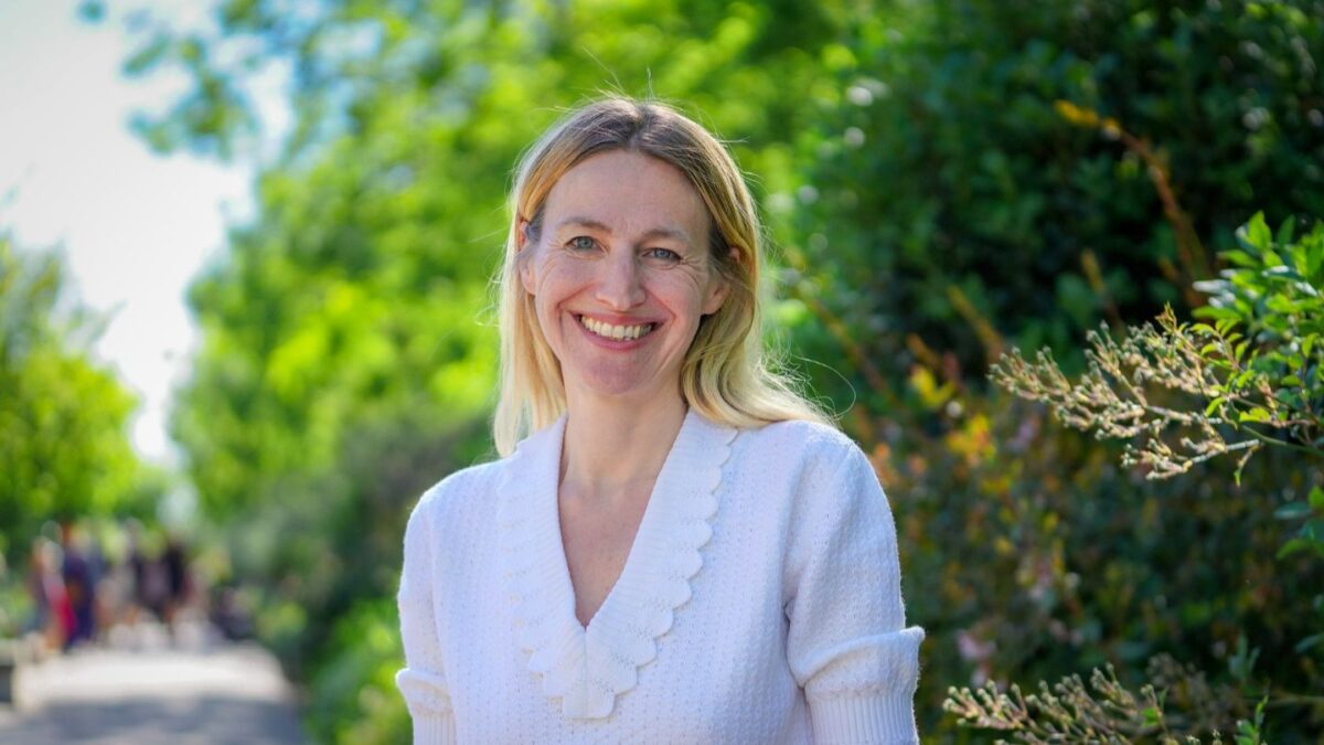 Assurance-chômage, salaires et emploi des seniors sont notamment au menu d'Astrid Panosyan-Bouvet, la nouvelle ministre du Travail.