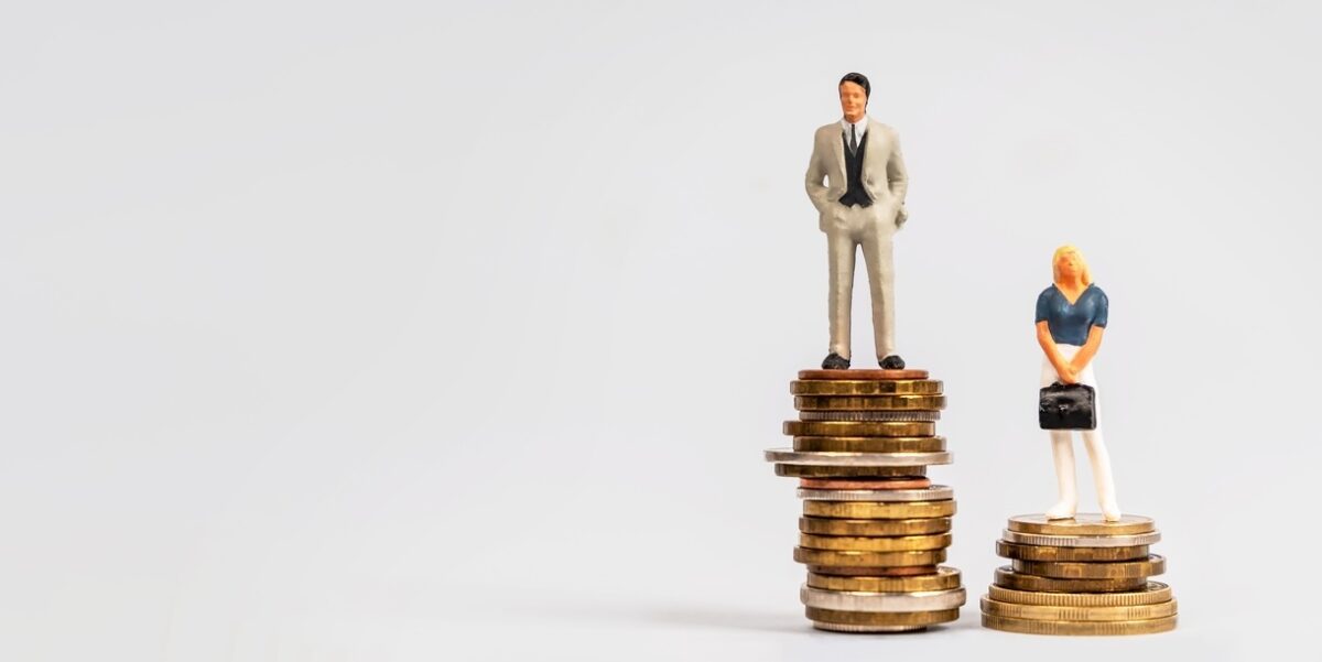La rémunération médiane des femmes cadres est 12% inférieure à celle des hommes © KseniaJoyg