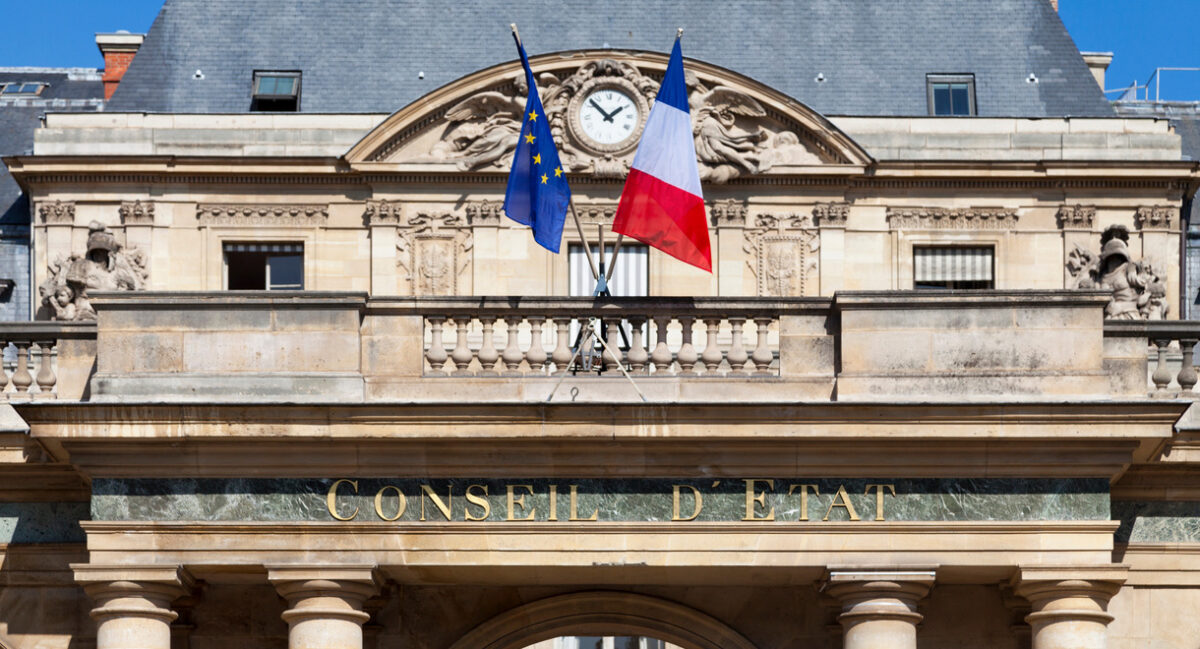 Un abandon de poste vaut-il démission ? Le Conseil d’État a tranché !