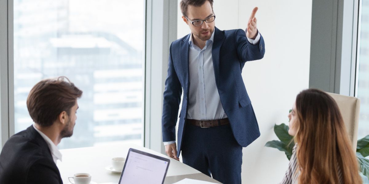 8 femmes sur 10 affirment que les attitudes sexistes sont fréquentes dans leur environnement de travail.