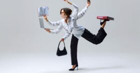 Le « glue work », ces clichés qui collent à la peau des femmes
