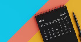 2 jours fériés supprimés : quel serait l’impact pour les entreprises ?