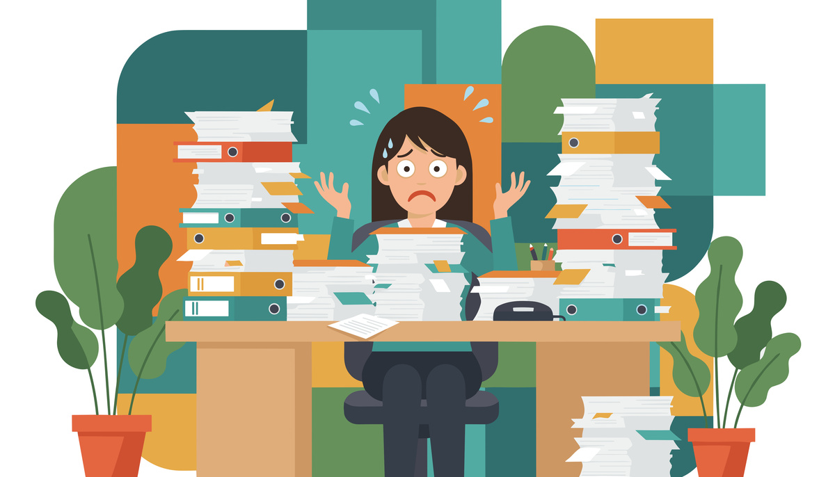 bureau crouler sous les dossiers