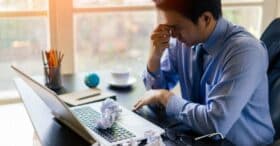 Le « brown out » : la perte de sens qui abîme le salarié et le travail