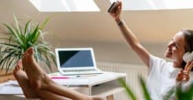 « WorkTok »&nbsp;: la tendance TikTok qui secoue la communication RH