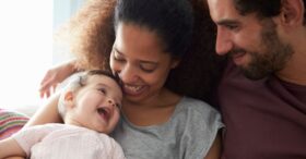 Congé supplémentaire de naissance&nbsp;: ce que doit faire l’employeur