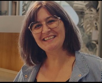 Sindy, Responsable de la salle exposition