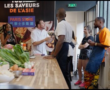 PARIS STORE X HELLO WORK