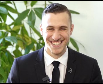 Noé, Agent de sécurité 
