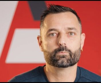 Julien, Technico-Commercial chez Groupe Libaud