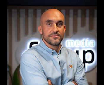 Manuel, Président - Directeur Général de Fill Up Media