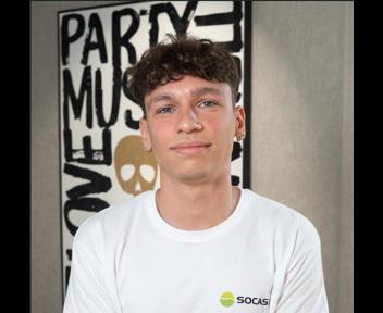 Johann, Technicien d'essai moteur chez SOCASS