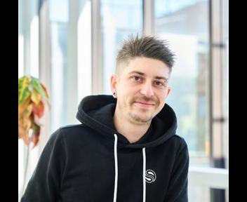 Romain, Technicien de maintenance