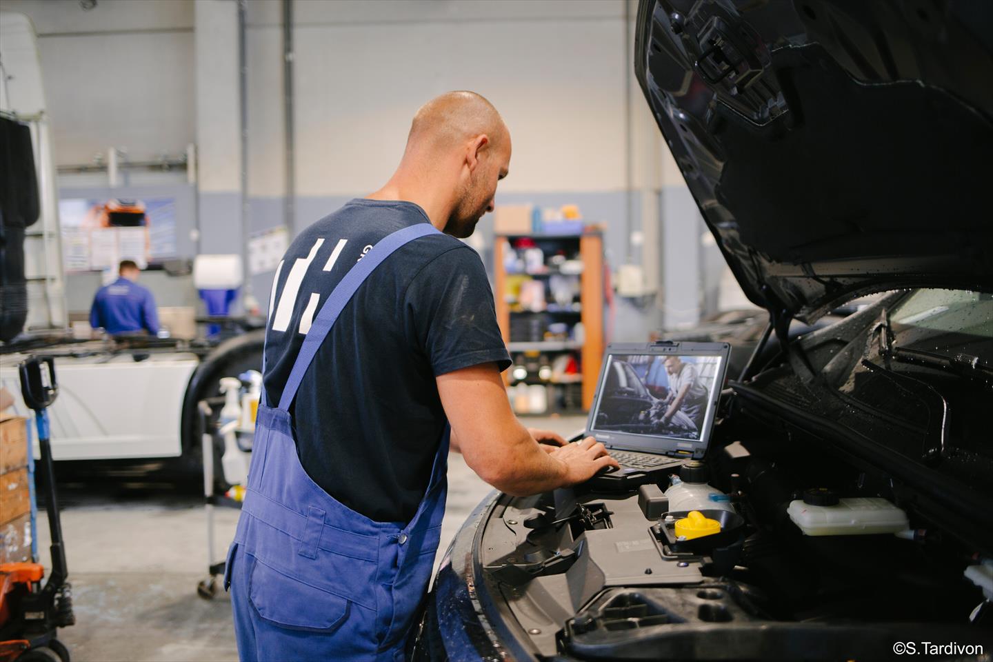 Emploi conseiller technique accessoires camion à Saint-Hyacinthe - METCHRO  - 1b7a3dddupj - Canada - Motor Jobs