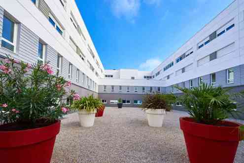 POLYCLINIQUE DU PARC emploi