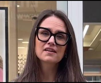 Une journée avec - Virginie Sanial, Opticienne Directrice chez Ecouter Voir Optique Mutualiste