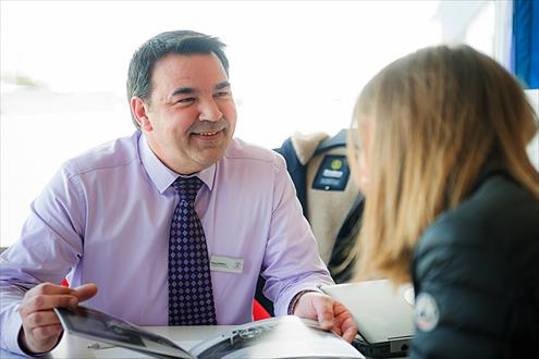 Lexus - Gueudet 1880 recrutement