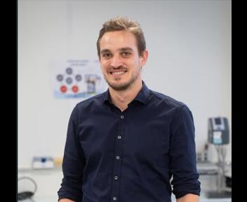 Swann, Responsable Qualité chez Hyphen Biomed