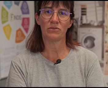 Marie-France, Préparatrice de commandes 
