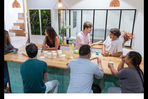 KARAVEL GROUPE carrière