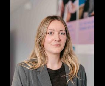 Charlène, Chargée de relation client