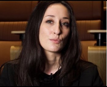 Estelle, Directrice d'Exploitation