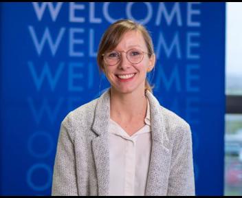 Priscillia, Acheteuse