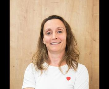 Aurélia, Responsable Ressources Humaines chez ABCD Inernational