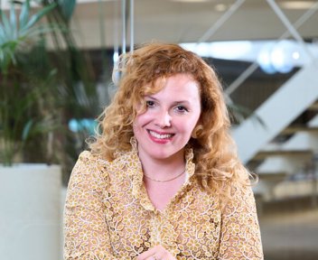 Julia, Chargée de développement
