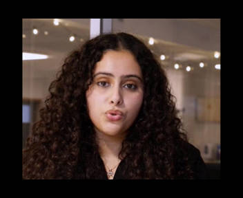 Imane, Business analyst CRM chez Ionis Education Group