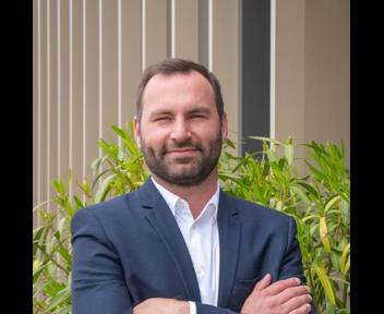 Nicolas, Vente Internationale chez Groupe GTH 