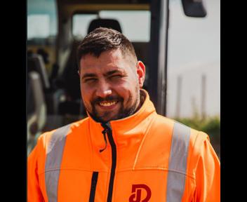Quentin, Chauffeur de pelle chez Degauchy TP