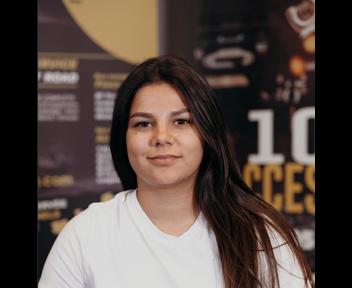 Elise, Gestionnaire SAV chez DISTRI CASH ACCESSOIRES