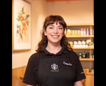 Amanda, Store Manager chez Starbucks