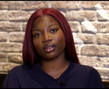 Grâce, Apprentie Assistant-Manager