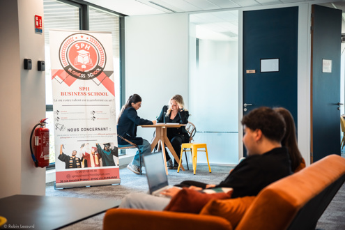 SPH BUSINESS SCHOOL Emploi
