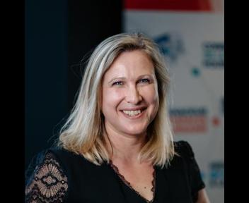 Laurène, Responsable d'agence