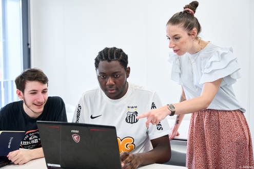 EEMI Lyon emploi