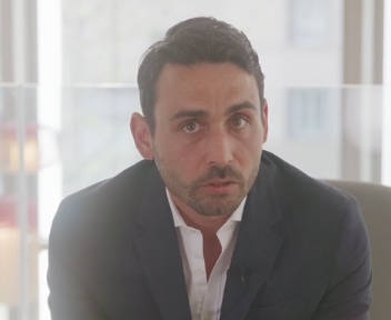 Olivier, responsable du service ventes chez ERILIA