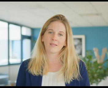Anne-Sophie, Adjointe au directeur