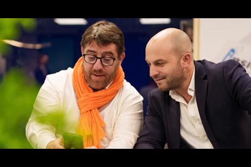 Offres d'emploi HELPLINE