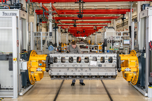 Liebherr Components carrière