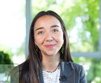Sharon, Directrice de la Business Unit Aix-en-Provence